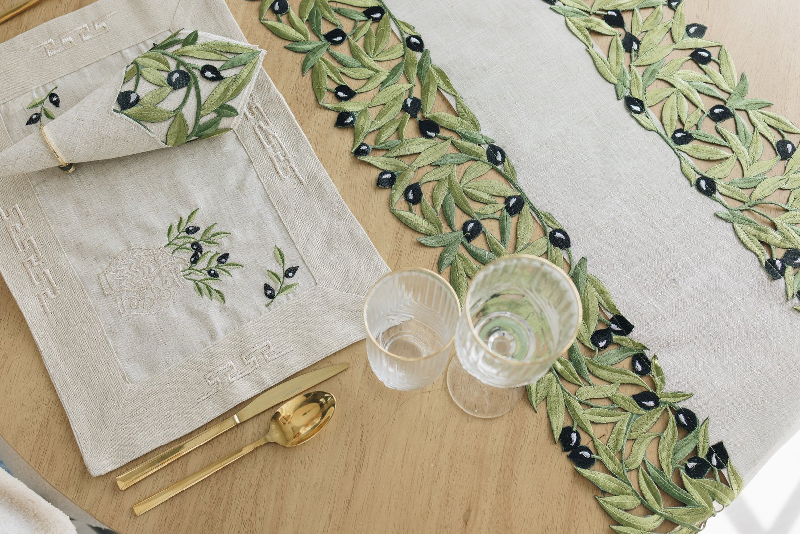 Olive Grove Elegance Runner