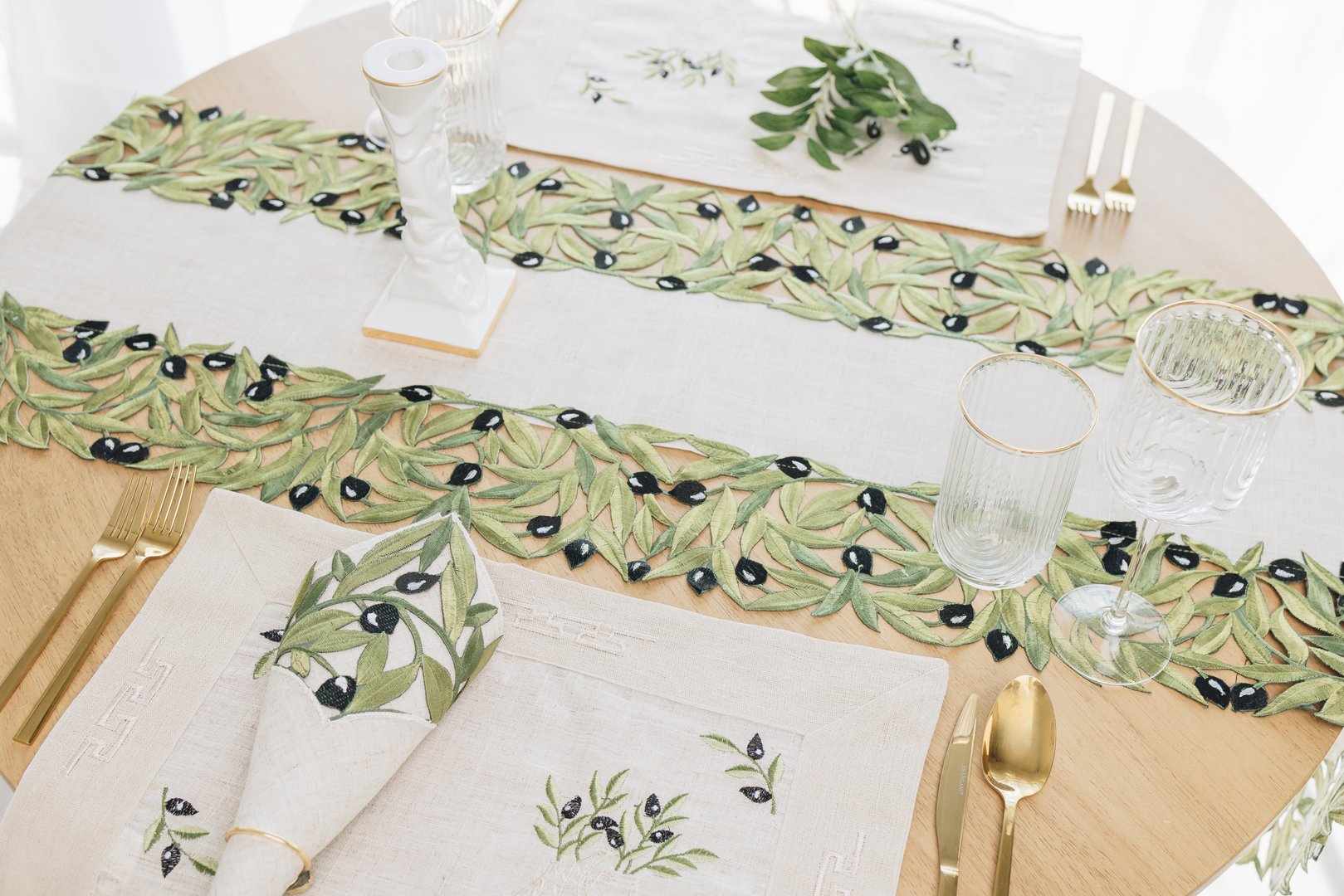 Olive Grove Elegance Runner