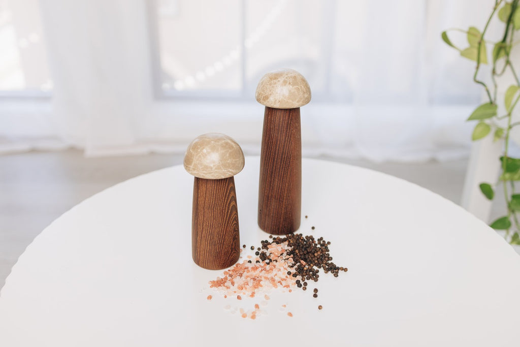 Yami Salt and Pepper Shaker